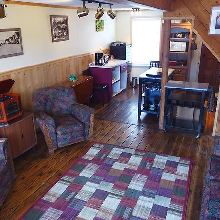 Mountain Thyme Getaway Hotel Barkerville Екстериор снимка